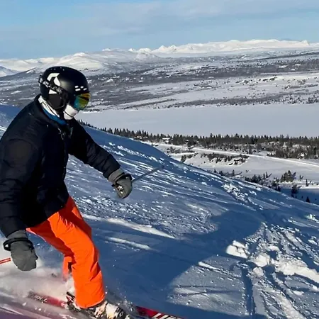 Peaceful Ski-in Mountain W/spectacular View * Gol